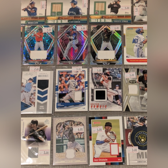 HUGE 42 MLB Baseball Card Memorabilia Relic Patch Jersey Bat Game Used Cards Lot - Picture 5 of 6